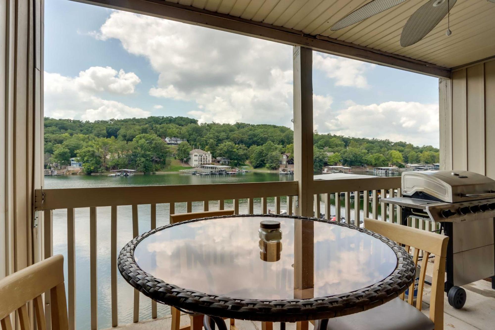 Lakefront Osage Beach Condo With Community Pool Eksteriør bilde