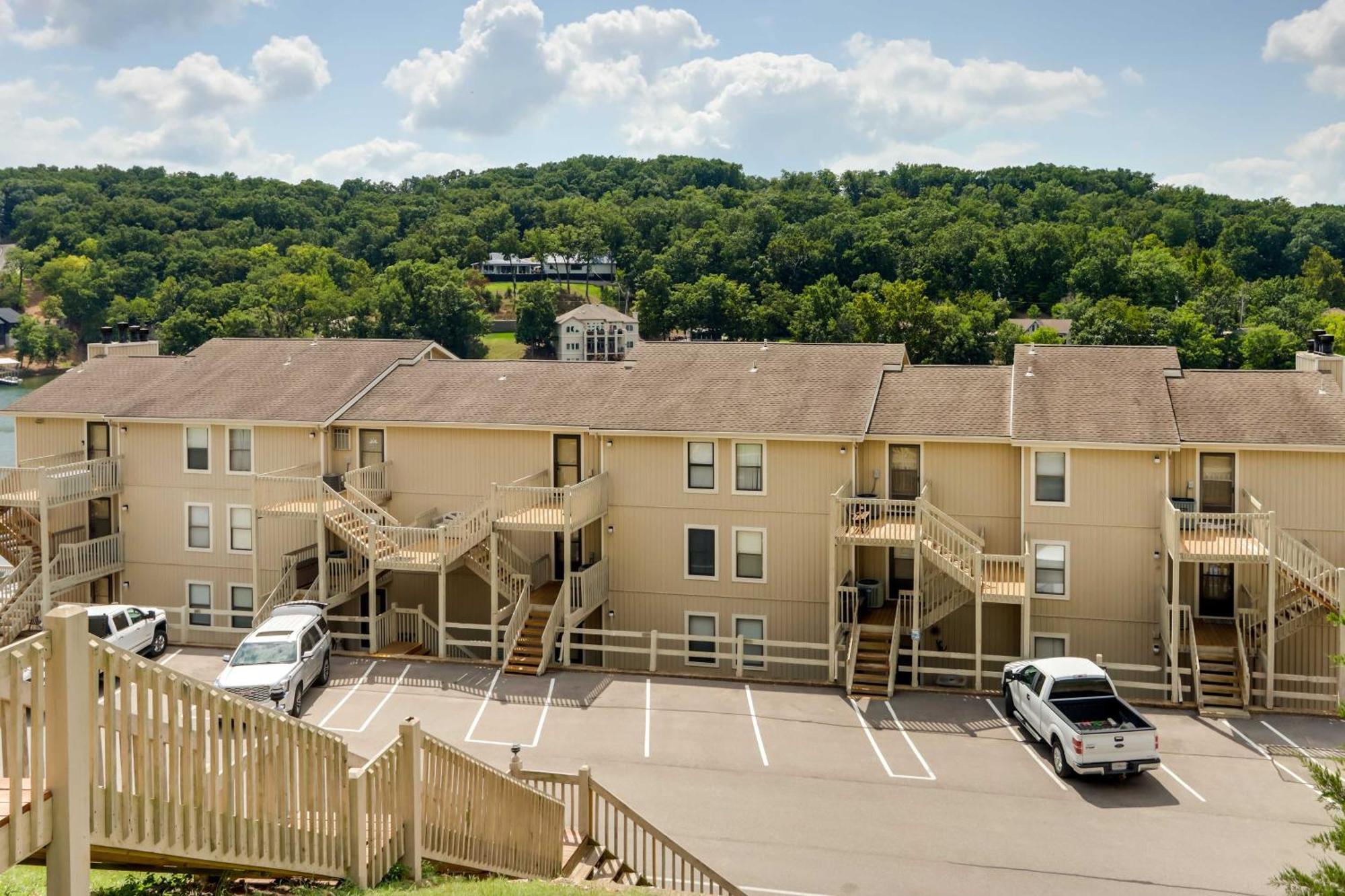 Lakefront Osage Beach Condo With Community Pool Eksteriør bilde