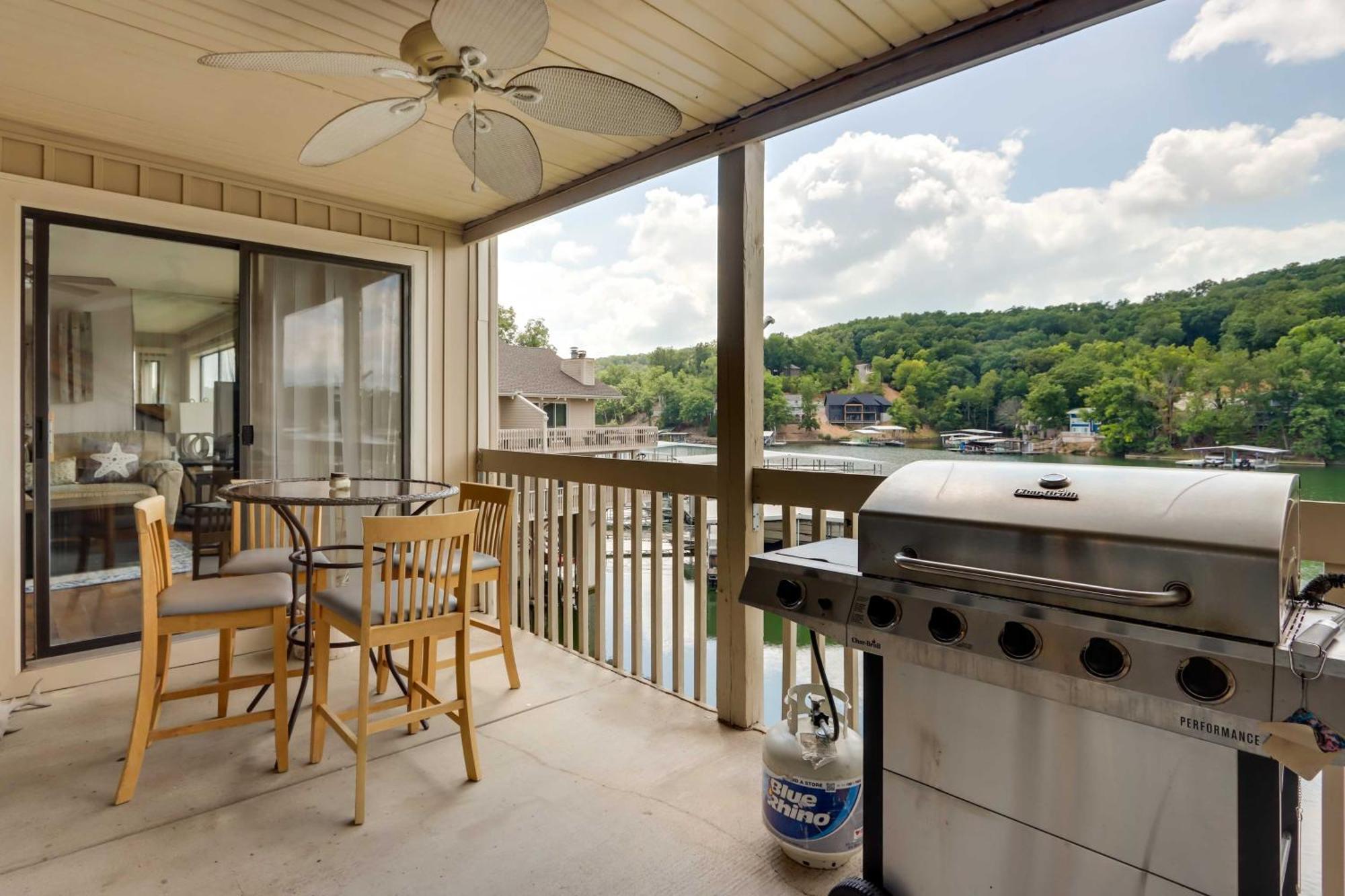 Lakefront Osage Beach Condo With Community Pool Eksteriør bilde